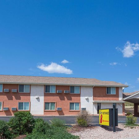 Super 8 By Wyndham Colorado Springs/Chestnut Street Motel Exterior photo