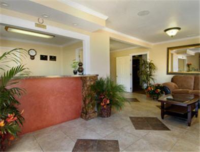 Super 8 By Wyndham Colorado Springs/Chestnut Street Motel Interior photo